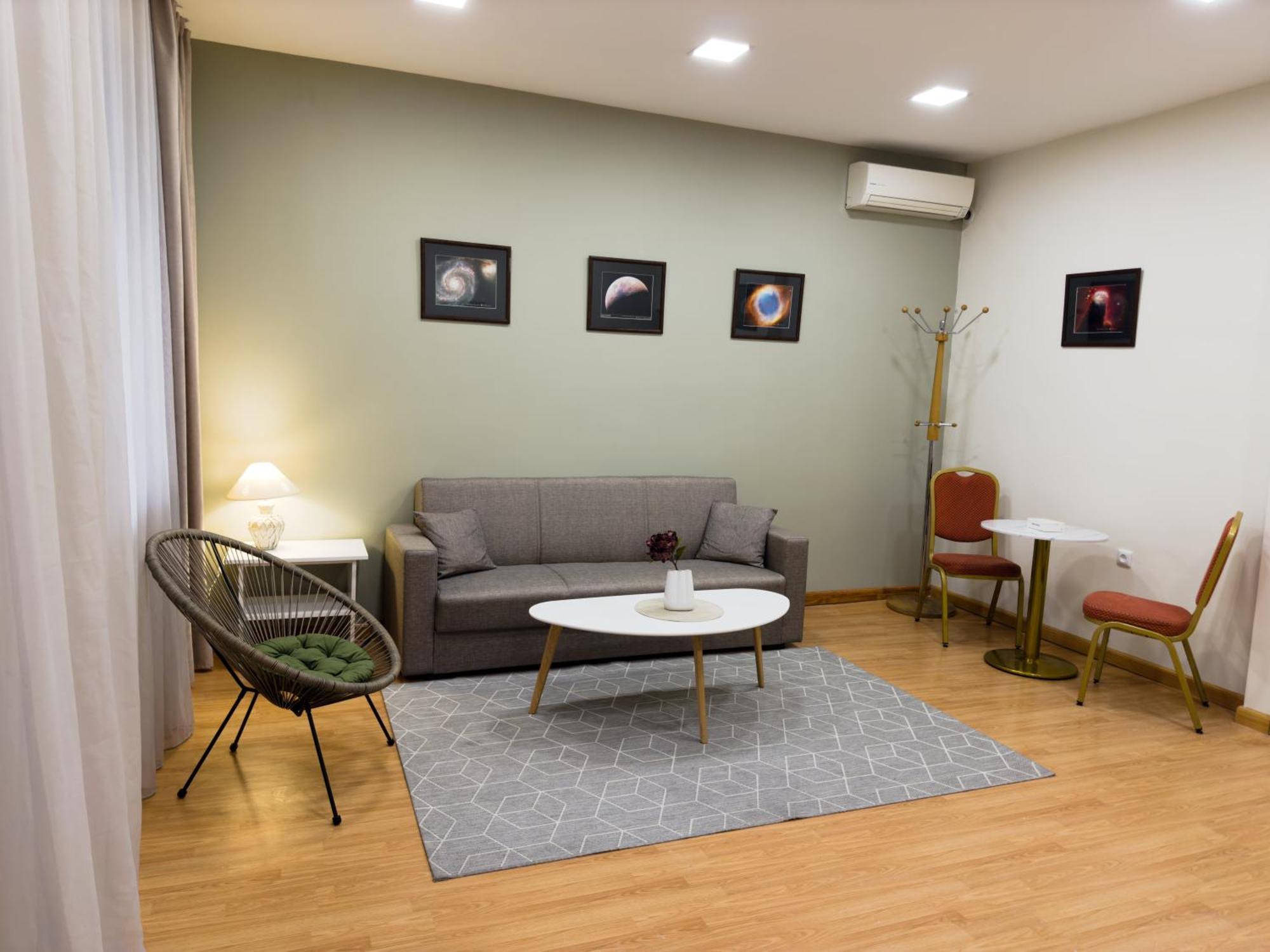 Rest Apartments By Nava Hotel Erevan Exterior foto