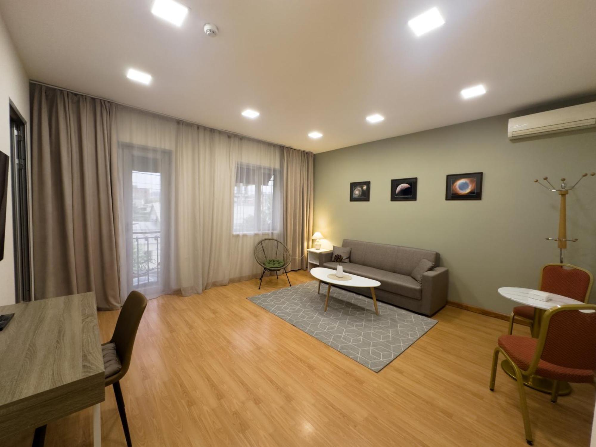 Rest Apartments By Nava Hotel Erevan Exterior foto